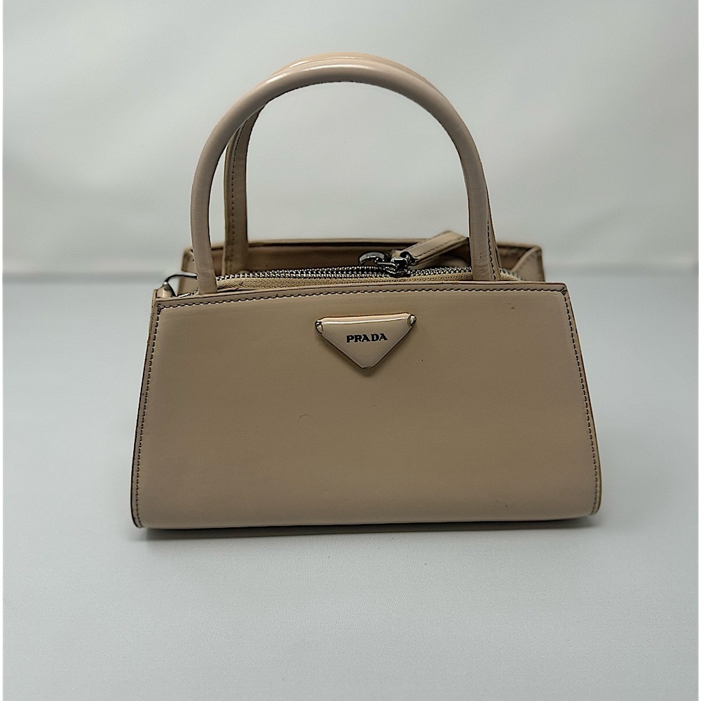 Elegant and Timeless: The Tan Prada Shoulder Bag